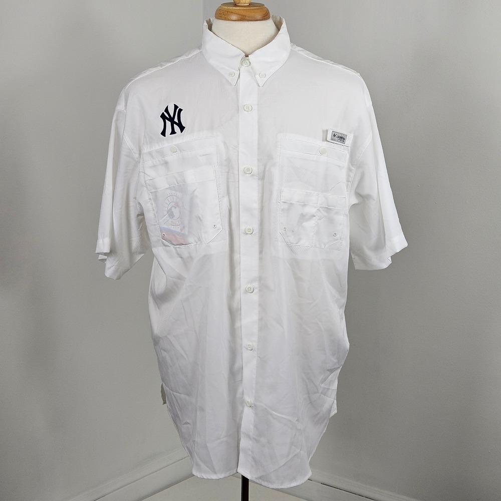 Columbia PFG Tamiami NY Yankees Shirt Mens Large White Fishing Button Up FLAWS
